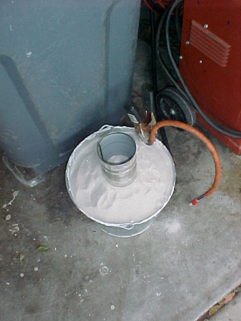 bucket with foam pattern in it 1.jpg